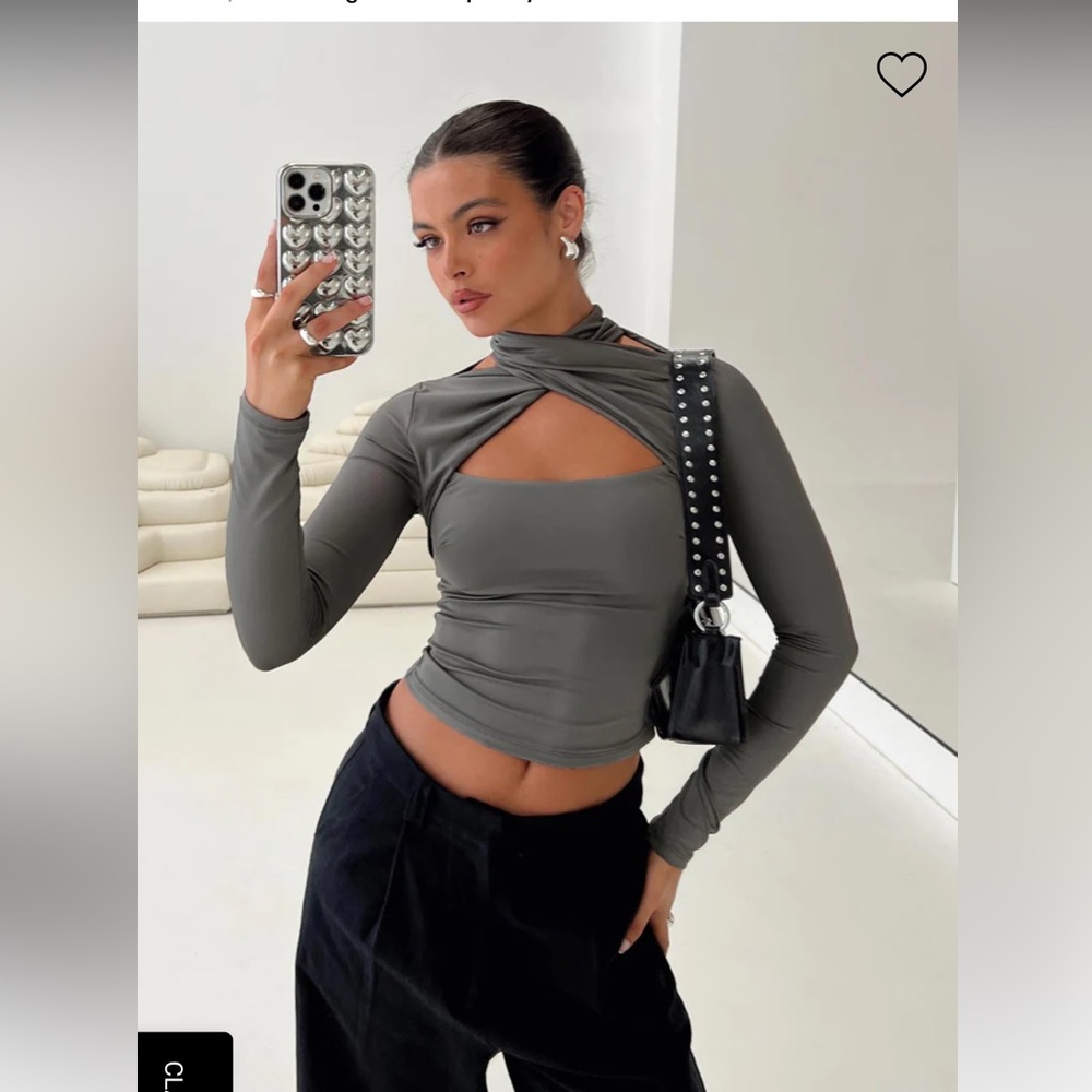 Princess Polly Ganz Long Sleeve Top Grey size 2 sold out